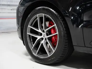 PORSCHE Macan S BOSE Abstandsregeltempstat Standheizung