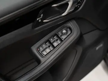 PORSCHE Macan S BOSE Abstandsregeltempstat Standheizung