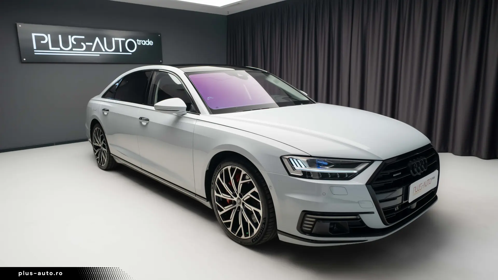 Audi A8L 60 TFSI e quattro – 2021