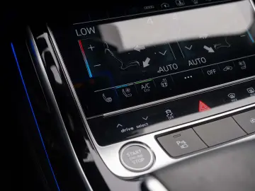 Audi A8L 60 TFSI e quattro – 2021