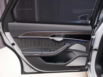 Audi A8L 60 TFSI e quattro – 2021