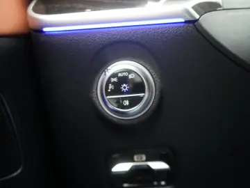 MERCEDES-BENZ C 220 d 9G-Tronic  AMG Line Leder Kamera