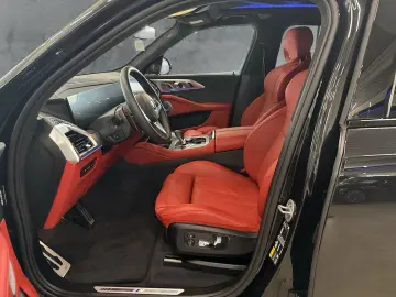 BMW XM 50e Leder LM23'' SOFT-CLOSE AHK ACC…