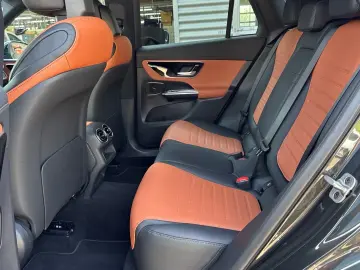 Mercedes-Benz GLC 300 de 4M AMG Night Distronic