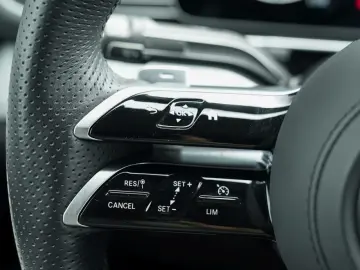 MERCEDES-BENZ GLE 300 d 4M Coupé AMG Airmatic Memory 360