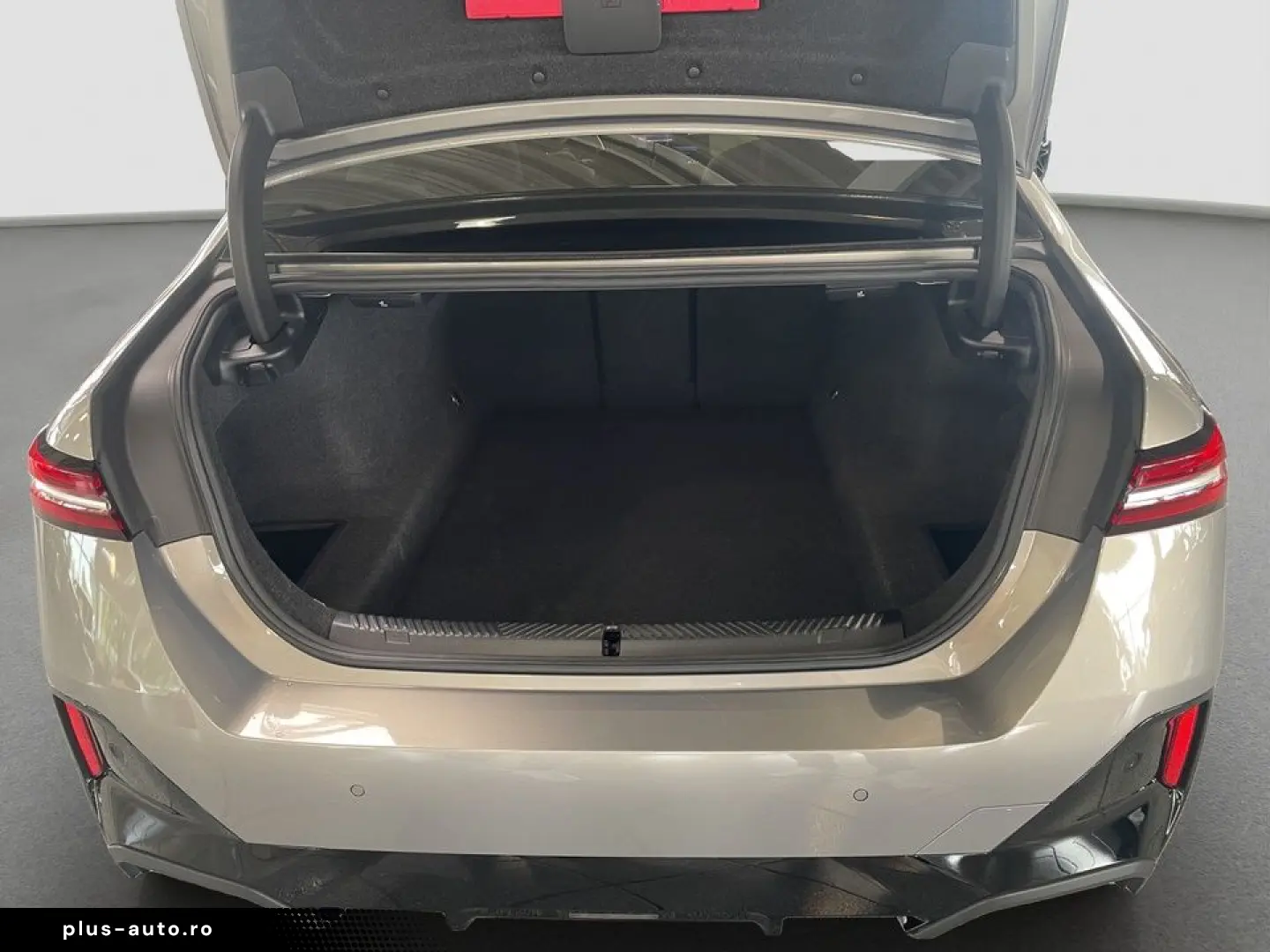 BMW 520i M-Sport DrivAssPlus KomfSiz StHz. AHK