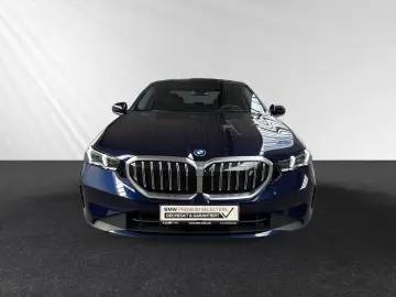 BMW i5 eDrive40 Inkl. € 1.190 Zubehörbonus Autobahna