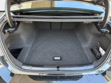 BMW i5 eDrive40 M Sport Pro AHK ACC Pano Inno Memory