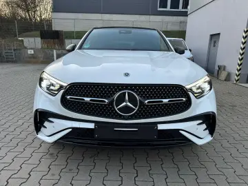 MERCEDES-BENZ GLC 220 d 4M Coupé  AMG Line Panorama