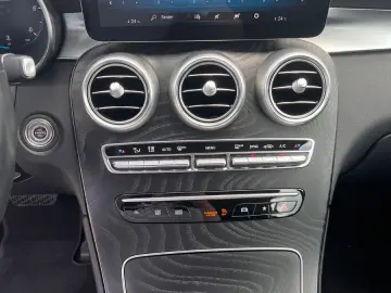 MERCEDES-BENZ GLC 300d Coupe 4Matic AMG-Line Burmester LED