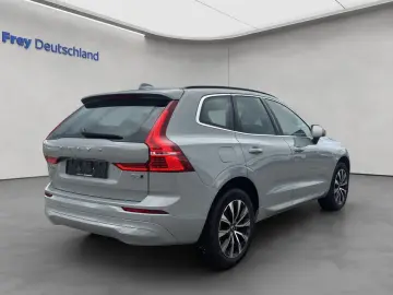 VOLVO XC60 B5 AWD Core Aut Park- Winter-Paket 19&apo…