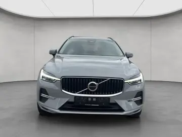 VOLVO XC60 B5 AWD Core Aut Park- Winter-Paket 19&apo…