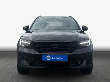VOLVO XC40 B3 Plus Black-Edition DKG Park- Winter- Sit