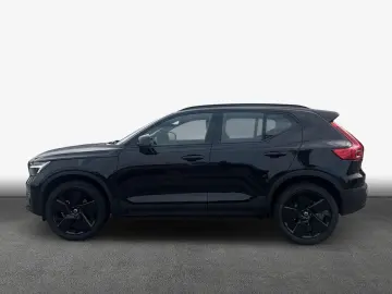 VOLVO XC40 B3 Plus Black-Edition DKG Park- Winter- Sit