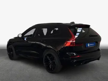 VOLVO XC60 B5 AWD Plus Black-Edition PilotAssist 360