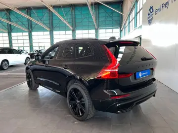 VOLVO XC60 B5 AWD Plus Black-Edition PilotAssist 360