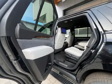Cadillac Escalade Sport Platinum