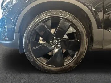 VOLVO XC40 B3 Plus Black-Edition DKG Glasd Leder 360