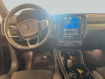 VOLVO XC40 B3 Plus Black-Edition DKG Glasd Leder 360