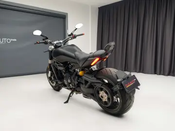 Ducati XDIAVEL Dark