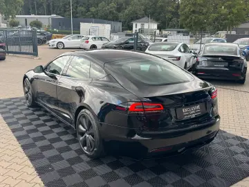 TESLA MODEL S PLAID   MATRIX LED   YOKE   HW4   VAT