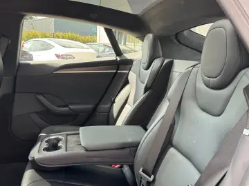 TESLA MODEL S PLAID   MATRIX LED   YOKE   HW4   VAT