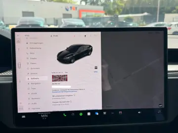 TESLA MODEL S PLAID   MATRIX LED   YOKE   HW4   VAT