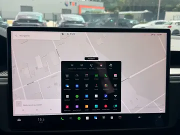 TESLA MODEL S PLAID   MATRIX LED   YOKE   HW4   VAT