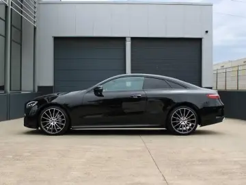 Mercedes-Benz E 220 d Coupé AMG Line