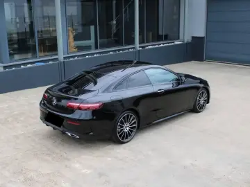 Mercedes-Benz E 220 d Coupé AMG Line