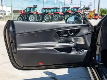 Mercedes-Benz CLE 450 4M AMG Pano DigitalLEd Burmester MHEV