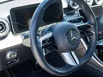 Mercedes-Benz CLE 450 4M AMG Pano DigitalLEd Burmester MHEV