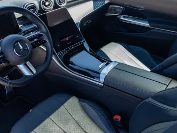 Mercedes-Benz CLE 450 4M AMG Pano DigitalLEd Burmester MHEV