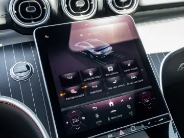 Mercedes-Benz CLE 450 4M AMG Pano DigitalLEd Burmester MHEV
