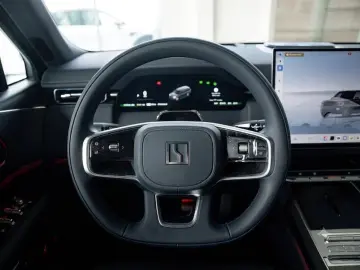 Zeekr 9X Ultra 70 kWh – SUV 4WD Livrare imediata !