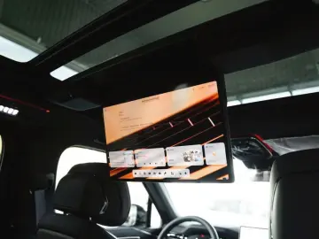 Zeekr 9X Ultra 70 kWh – SUV 4WD Livrare imediata !