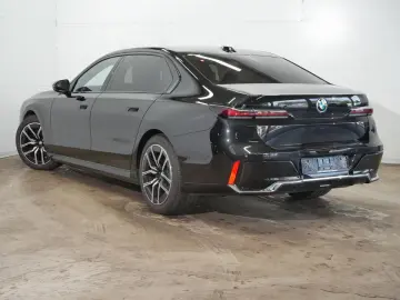 BMW 740d xDrive M Sport