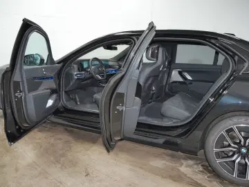 BMW 740d xDrive M Sport