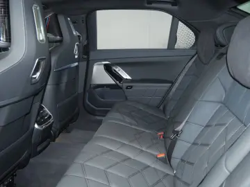 BMW 740d xDrive M Sport