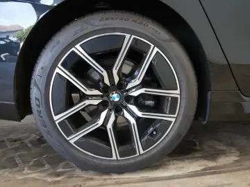 BMW 740d xDrive M Sport