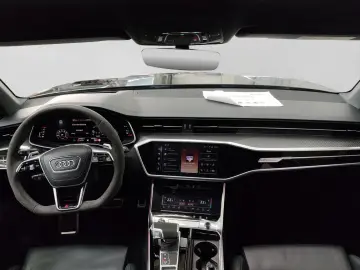 AUDI RS6 Avant Performance