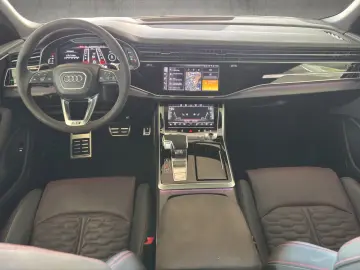 AUDI RS Q8 Performance