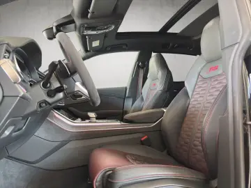 AUDI RS Q8 Performance