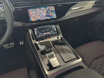 AUDI RS Q8 Performance