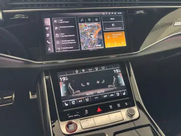 AUDI RS Q8 Performance