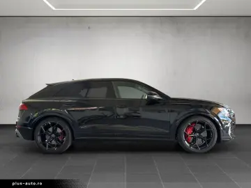 AUDI RS Q8 Performance