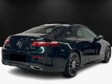 Mercedes-Benz E 220 d 4MATIC Premium