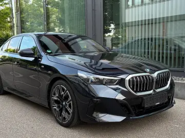 BMW 520 d M Sport HUD Panorama ACC 20 Sitzbel AHK
