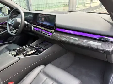 BMW 520 d M Sport HUD Panorama ACC 20 Sitzbel AHK
