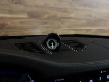 PORSCHE 992 3.0 Carrera 4 GTS